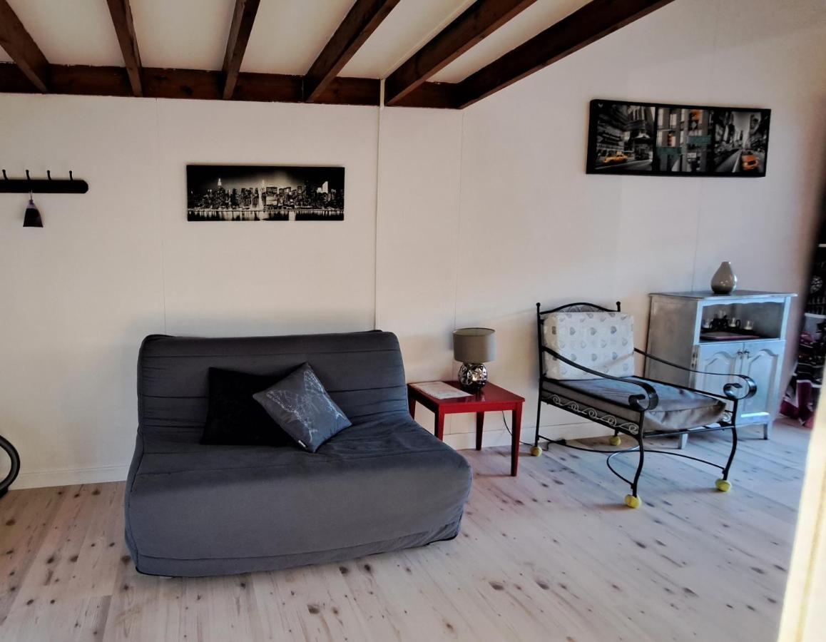 Villa les petits chassezac à Grospierres Extérieur photo